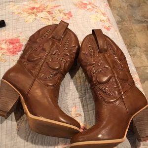 Cowboy boot heels